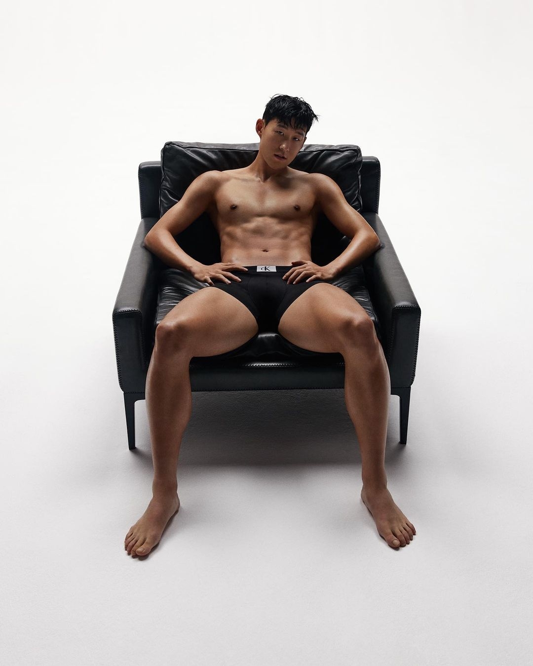 孫興慜常和女星傳緋聞，但他一概不認。