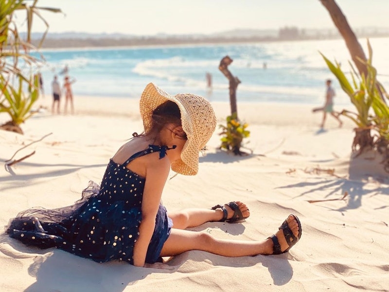 Hathaway童年時期稚嫩可愛。