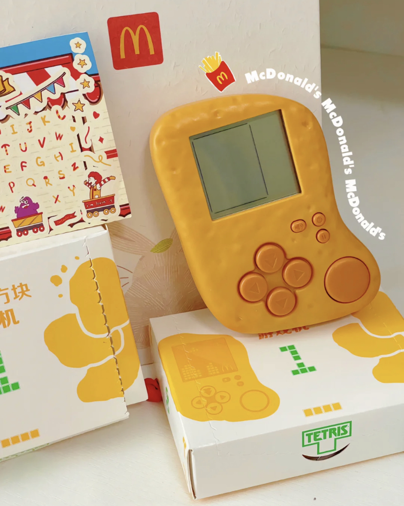 「麥克雞塊俄羅斯方塊遊戲機」