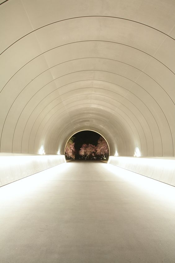 2018 Louis Vuitton 早春大秀選址於京都美秀美術館