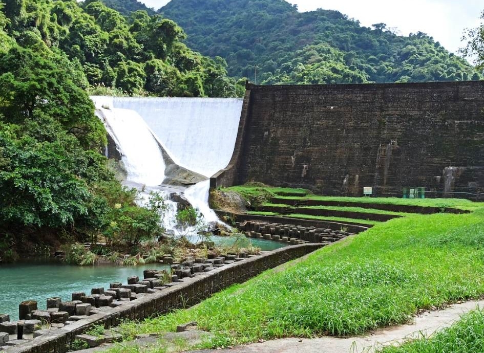 「暖暖親水小農市集夜市」周邊景點