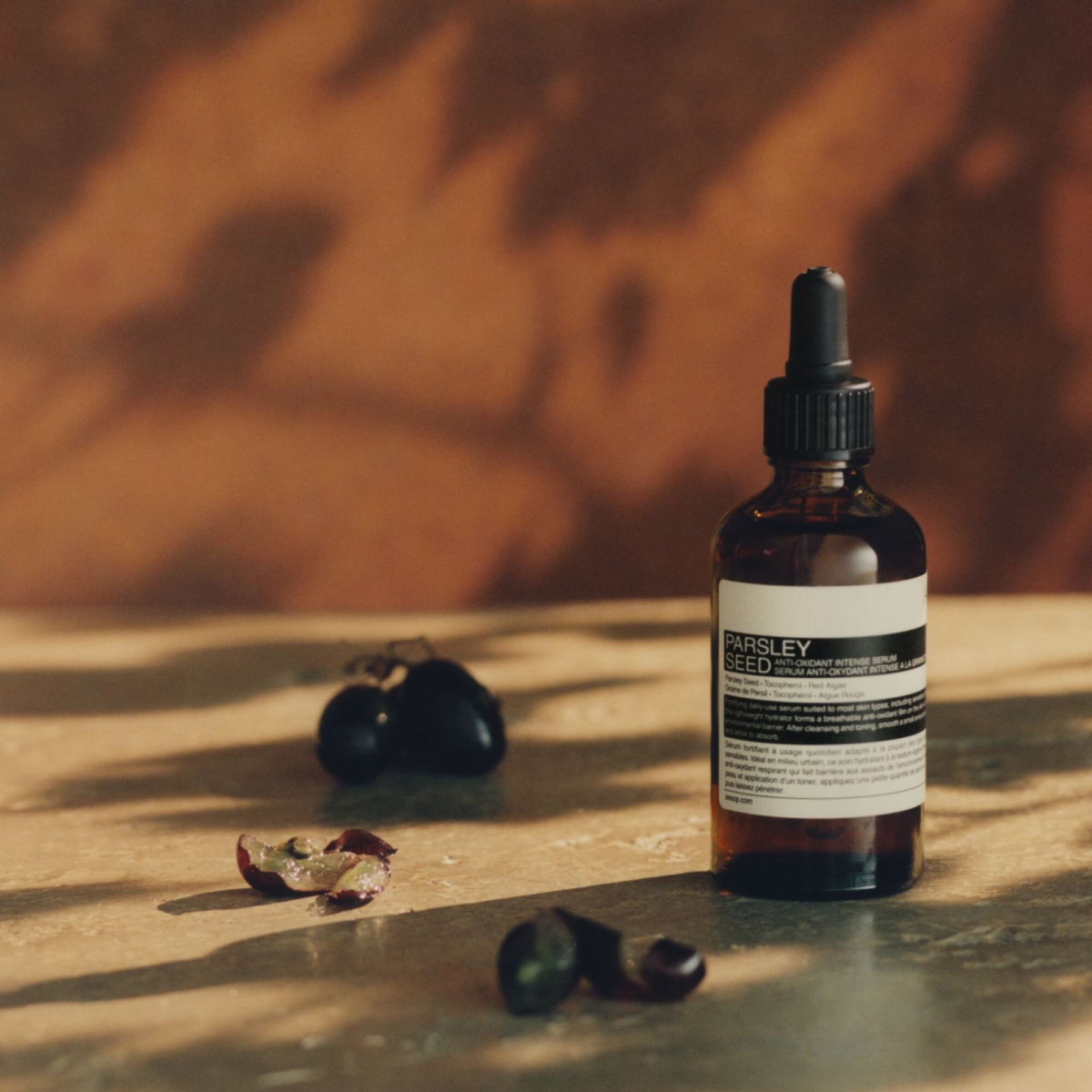 Aesop 香芹籽抗氧化高效精華 60mL，NT$2,700