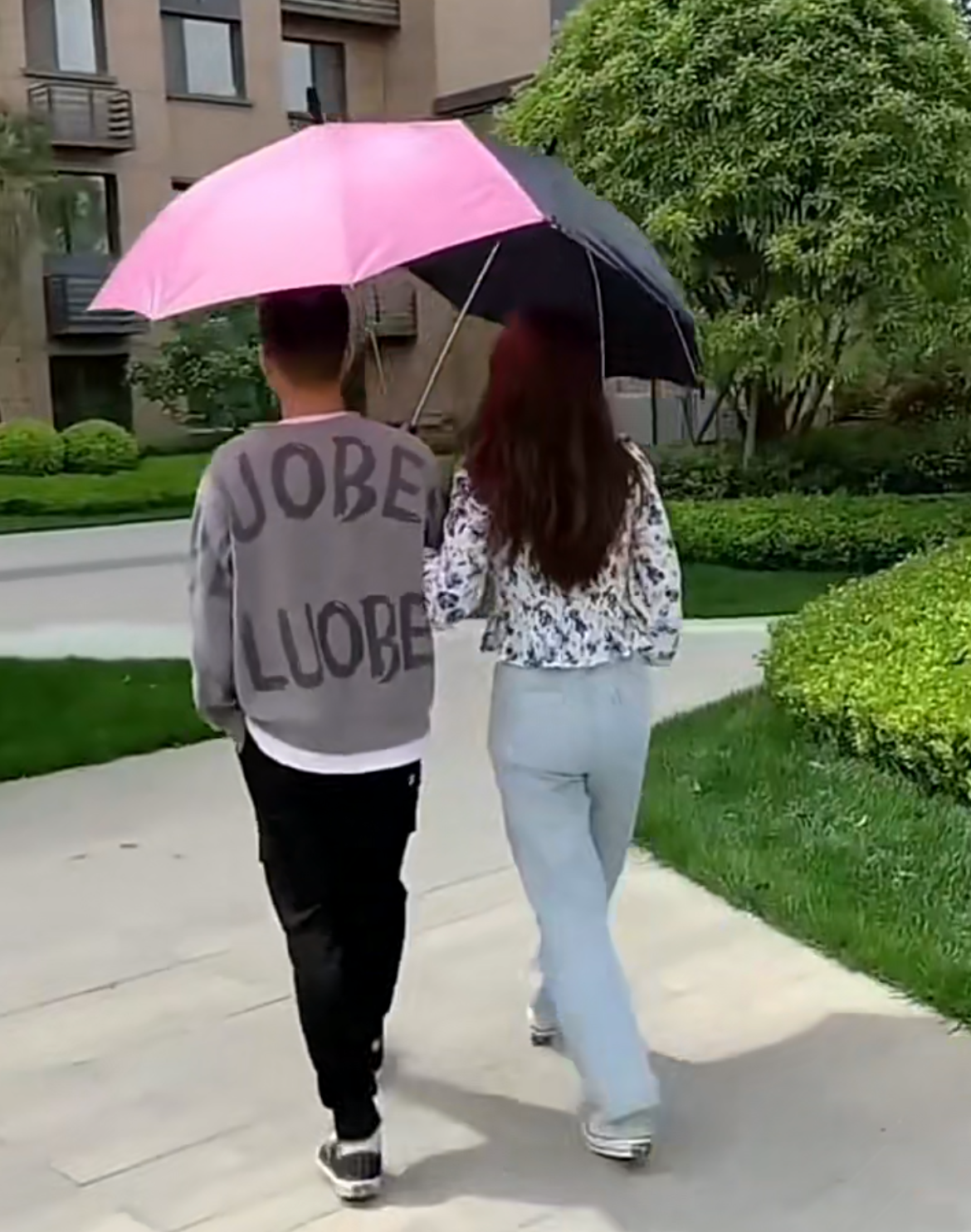 趣味陽傘盤點2:情侶雙人傘