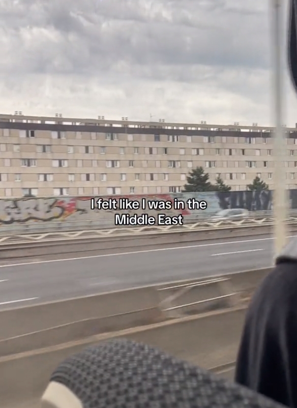 網友指出巴黎的街景相當破舊