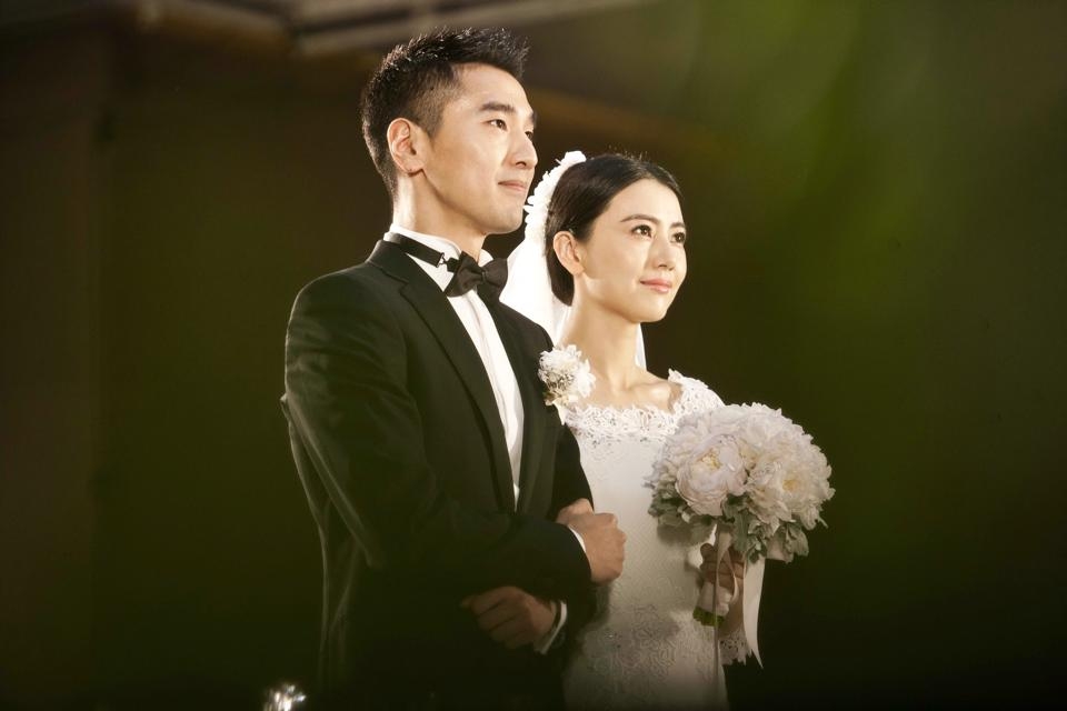 趙又廷、高圓圓也是姊弟戀夫妻檔，擁有高顏值的兩人超級速配。