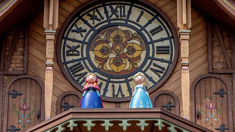 《冰雪奇緣》主題園區亮點4：必拍打卡點-鐘樓