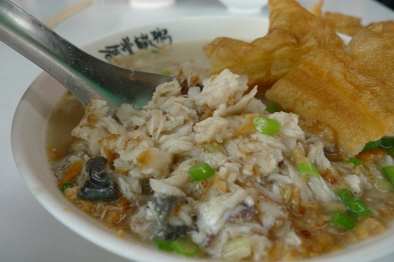 阿堂鹹粥漲價至300元網友評價兩極