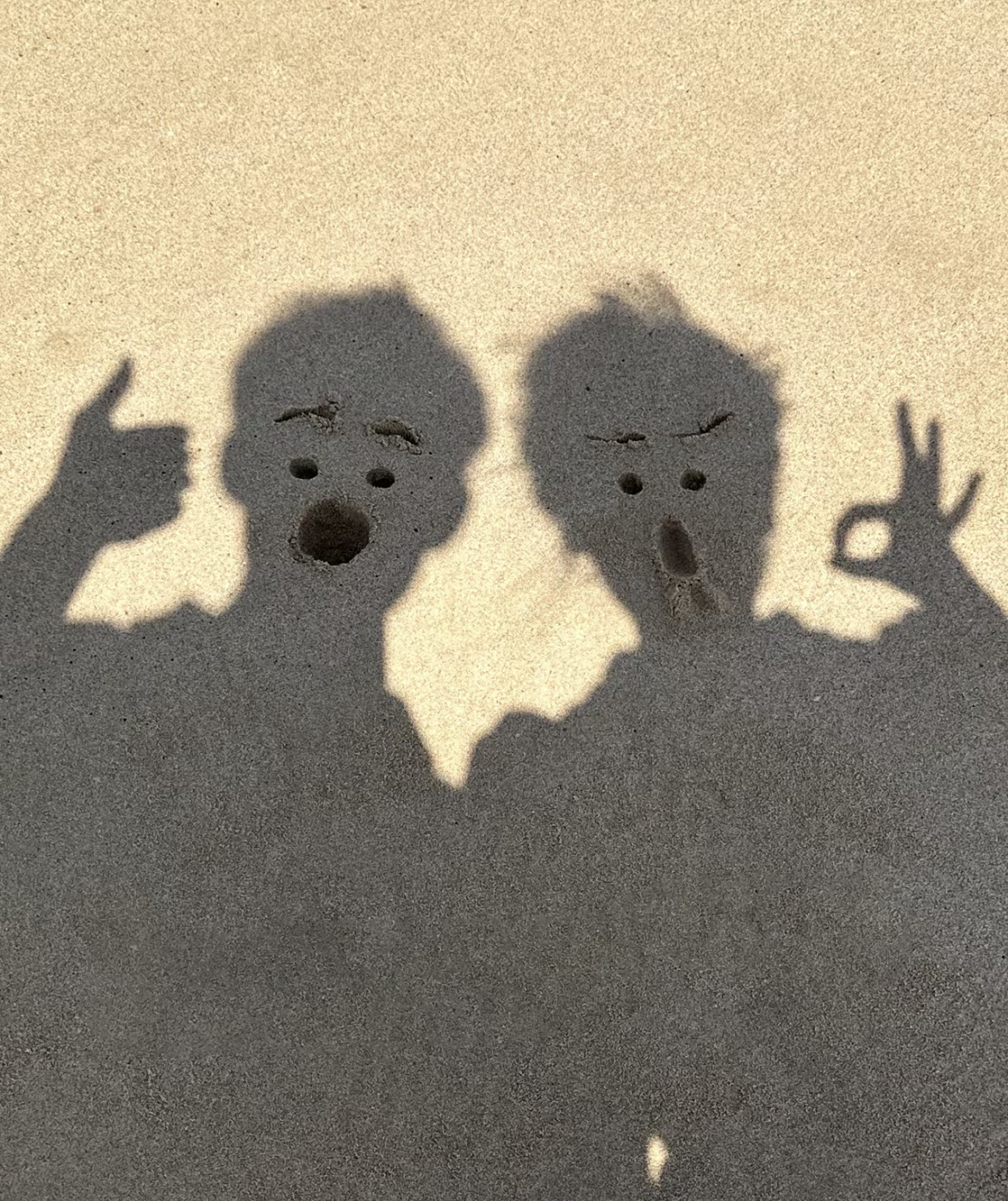 海邊拍照技巧3：做個鬼臉吧