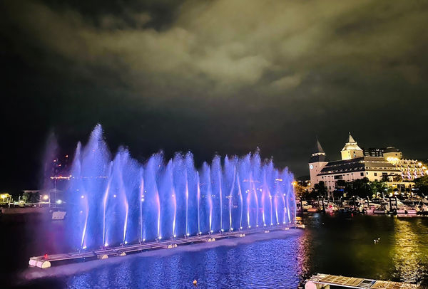 「仲夏繽紛樂」夜間動感水舞音樂秀