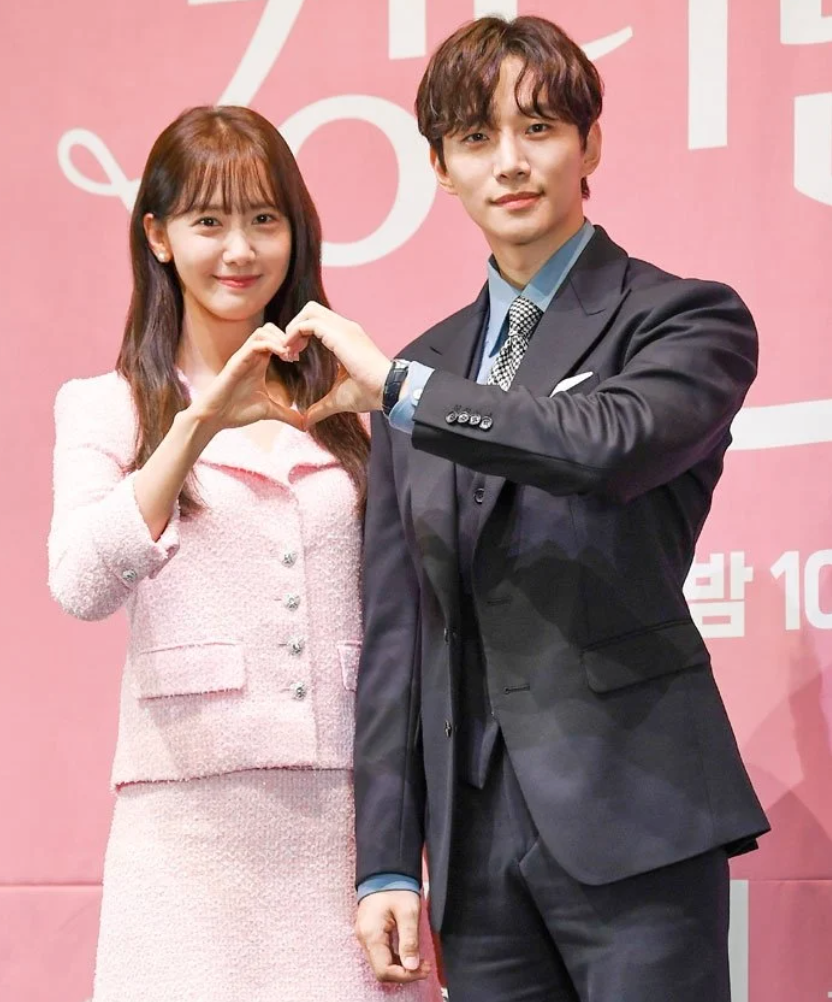 俊昊♥潤娥被爆戀愛中