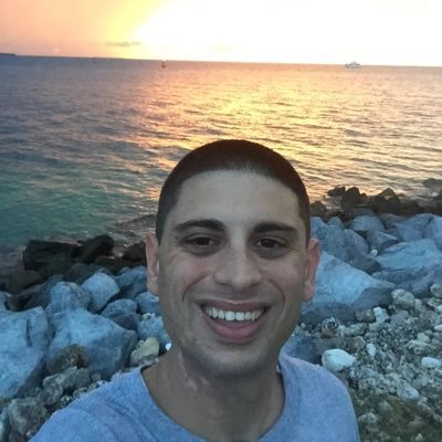 批評瑪格羅比長相的男子本尊照片曝光