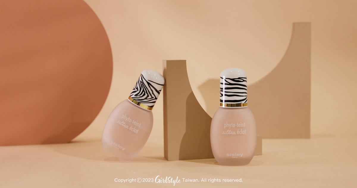 Sisley 輕羽淨亮保養粉底液