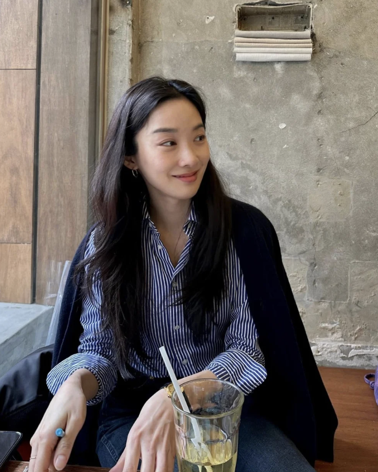 李清娥撞臉鄭麗媛?