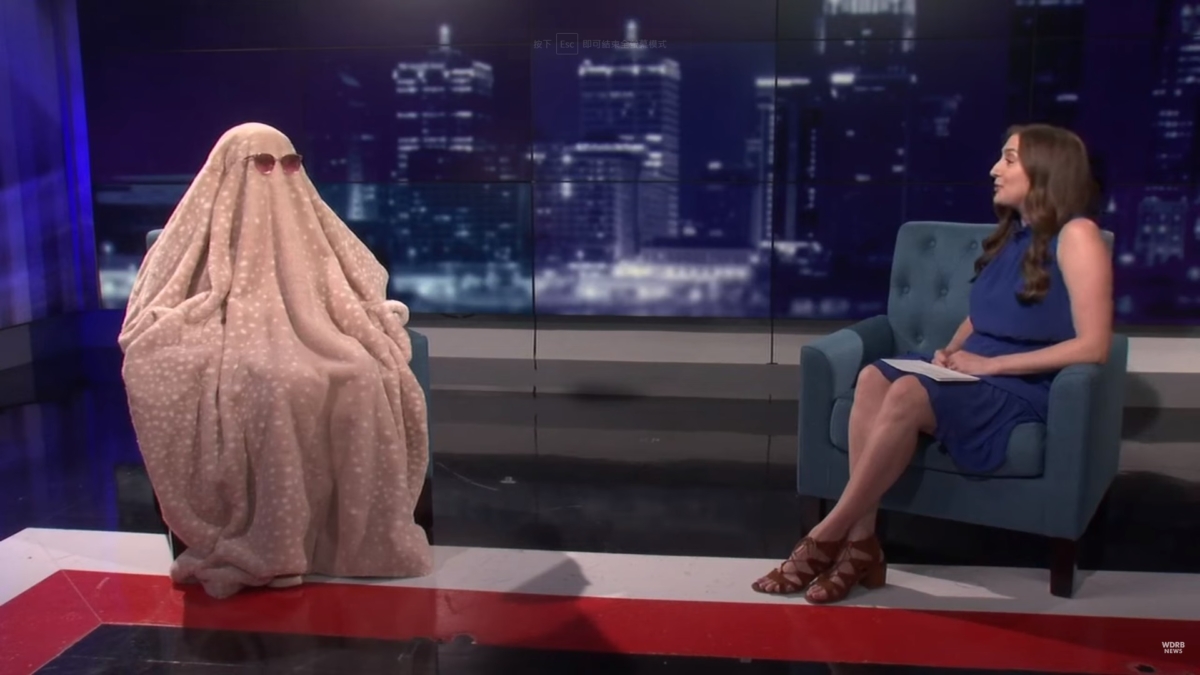 這位女粉絲紅到受邀到節目專訪