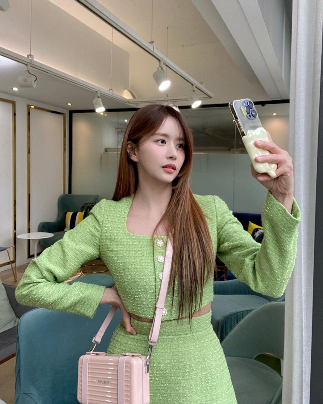 韓寶凜使用GRAGG融化手機殼