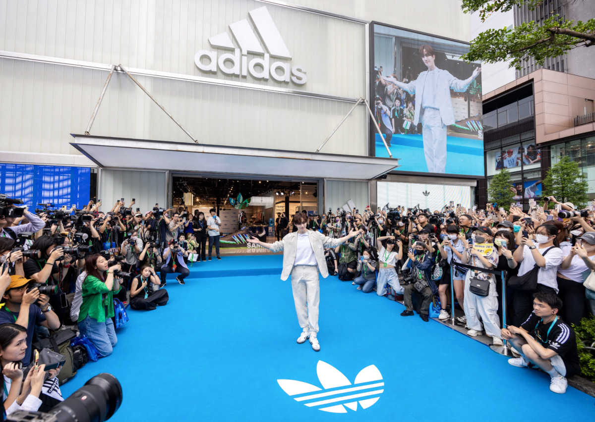 上千粉絲於台北潮流指標地信義區adidas Originals Brand Center 熱情迎接韓流帝王李俊昊