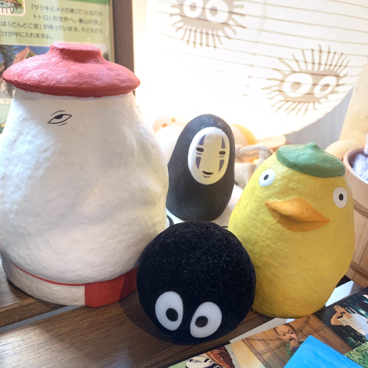大須の森カフェコダマ店內擺飾滿滿的吉卜力玩偶