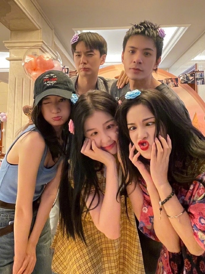 《蒼蘭訣》演員扮鬼臉令人忍不住發笑。