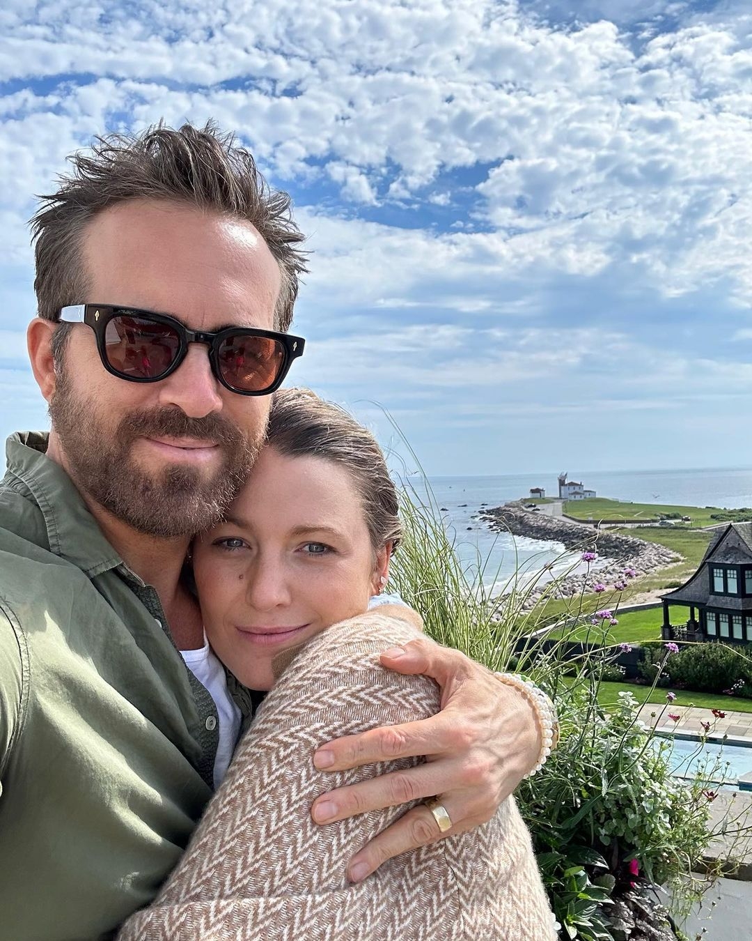 「死侍」萊恩雷諾斯這一次難得浪漫，讓不少網友直呼不習慣。