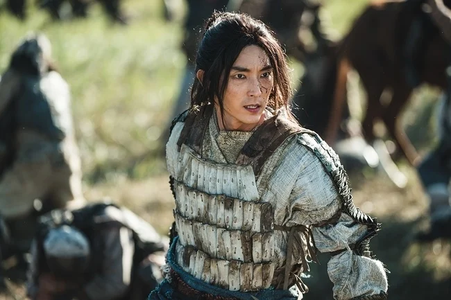 李準基劇照公開