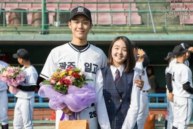 《機智牢房生活》