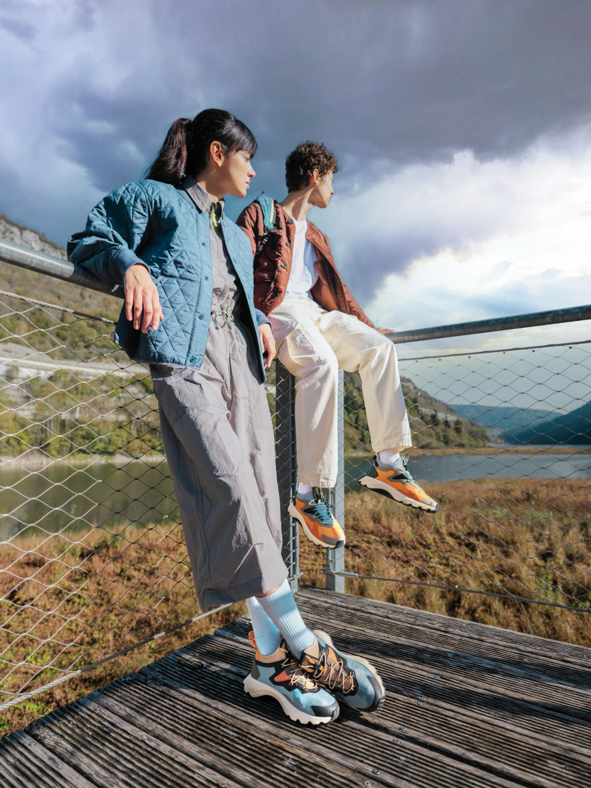 THUNDER LO閃電鞋峽谷/湖泊配色 售價：NT$2,980