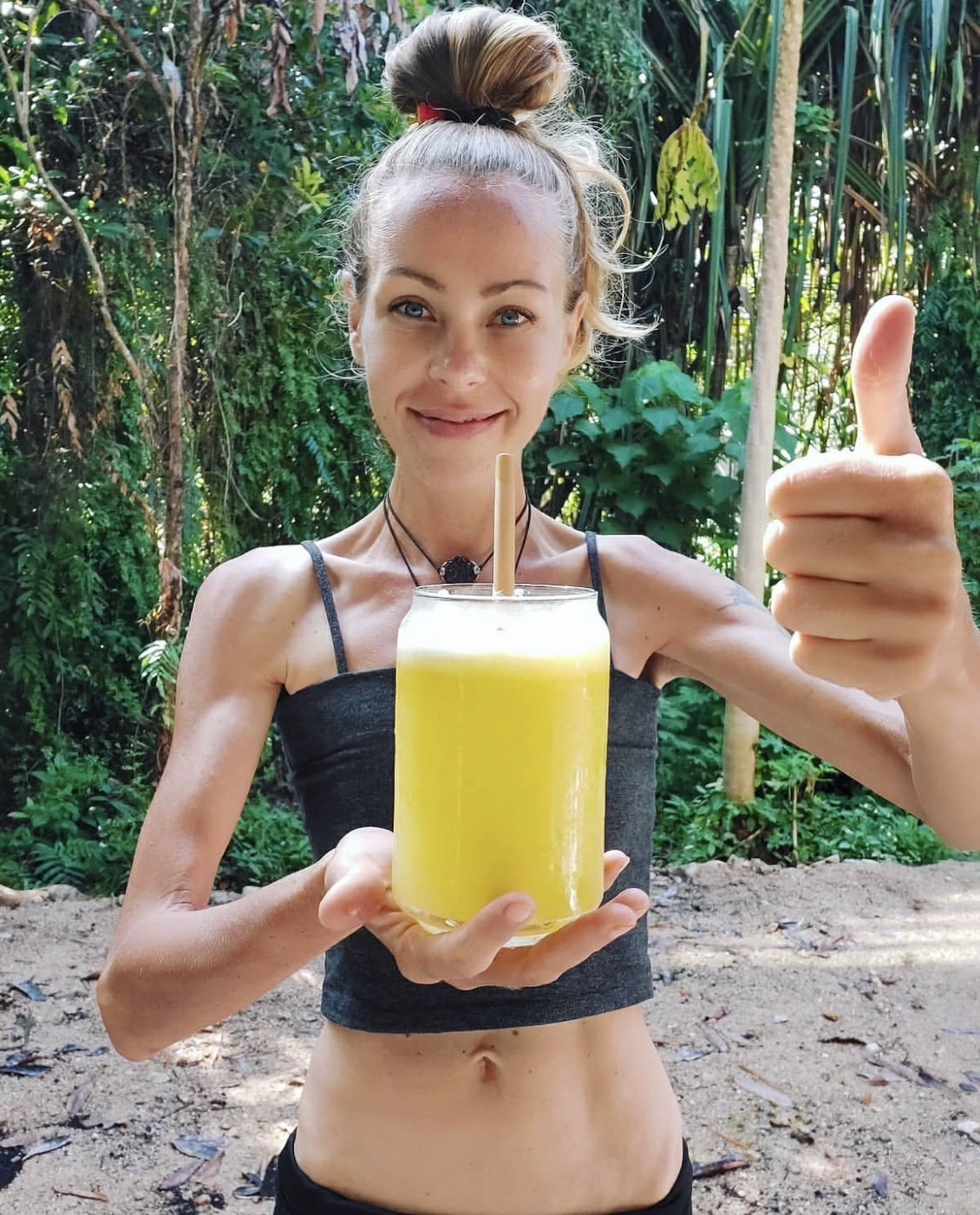 對於健康相當嚴格的Zhanna D’art只吃沒有烹飪過的原形食物