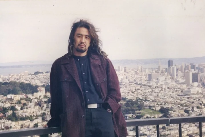 柳承龍20多歲時跟現在50多歲時長一樣