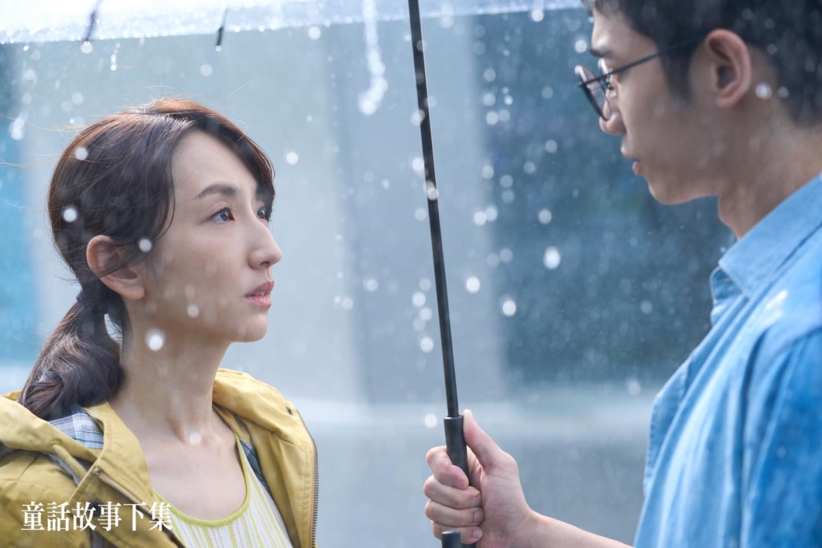 柯佳嬿在《媽，別鬧了！》之後再次發揮喜劇本色。