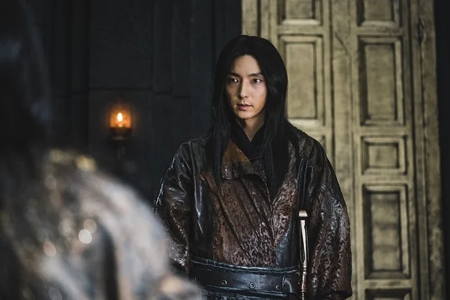 李準基劇照公開