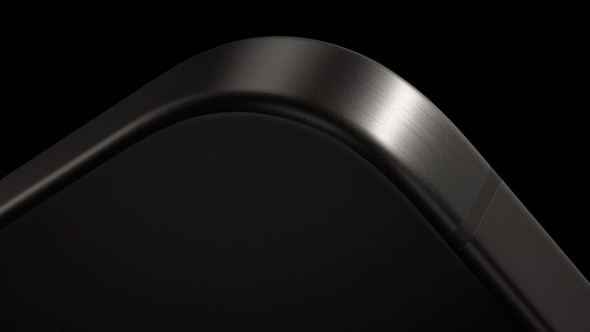 iPhone 15 Prow鈦金屬細節