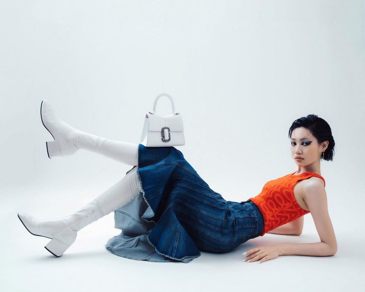 KOL-水兒穿搭Marc Jacobs服裝和St. Marc包款