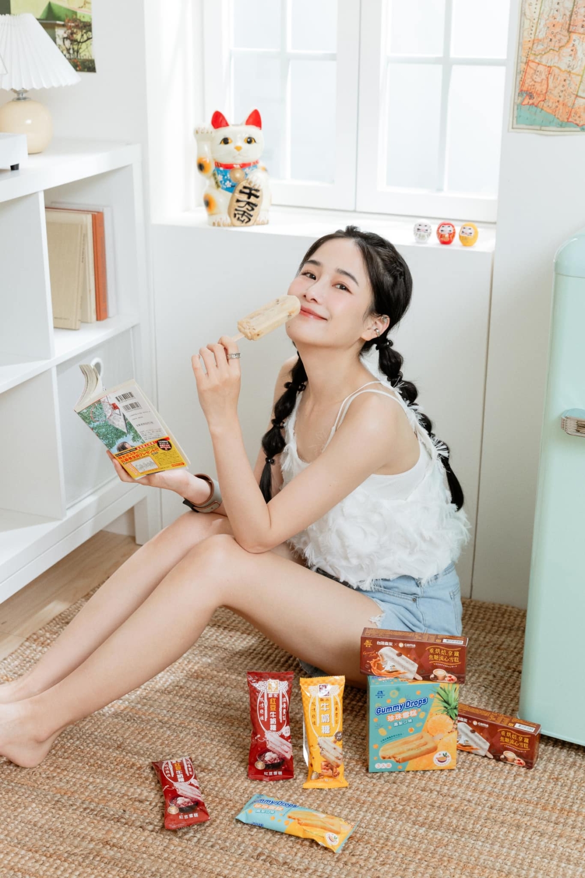 千千過去以長瀏海和綁髮的造型示人，臉龐更顯清秀