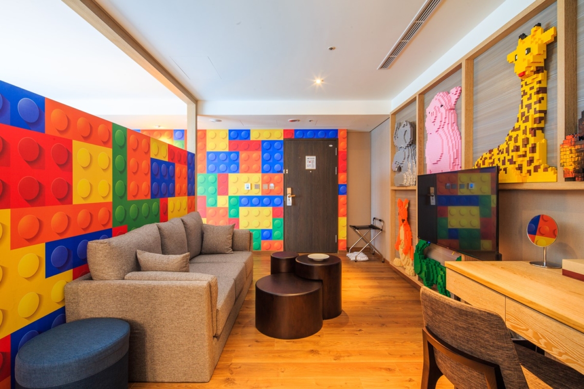 許多親子組合都是對「積木房」慕名而來。