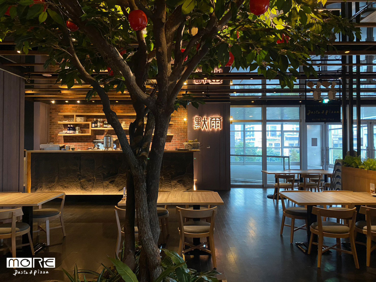 營業至凌晨的「默爾pasta&pizza」將目標瞄準夜貓族。