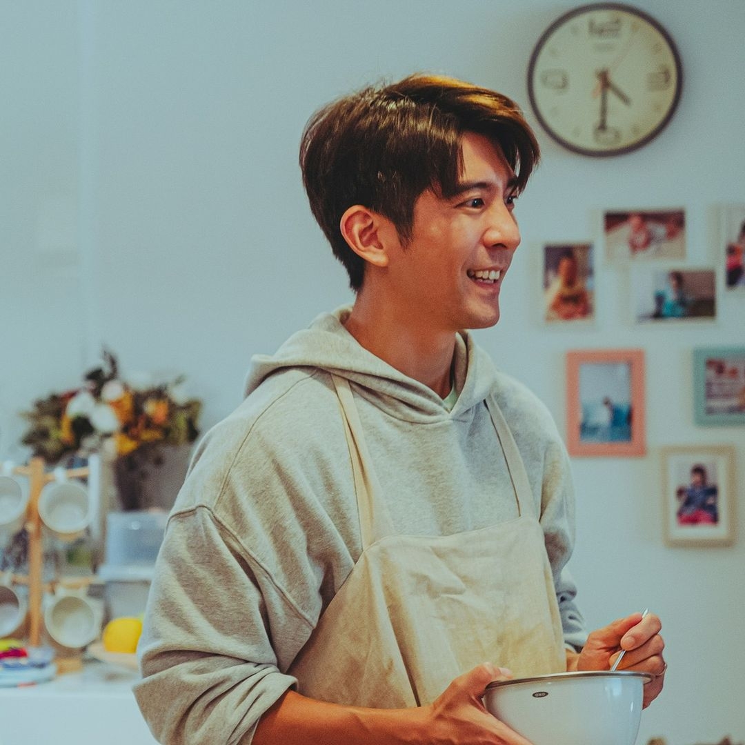 修杰楷依循賈靜雯的腳步，近期也升格為製作人。