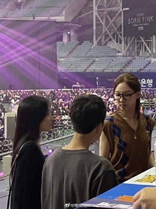 Twice成員低調現身。