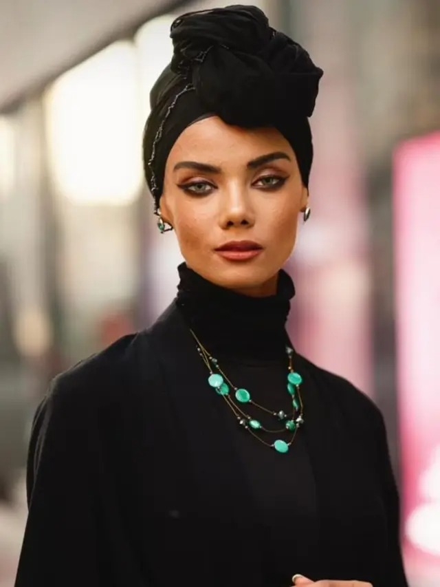 23歲利比亞小姐以超齡的成熟談吐爆紅全球