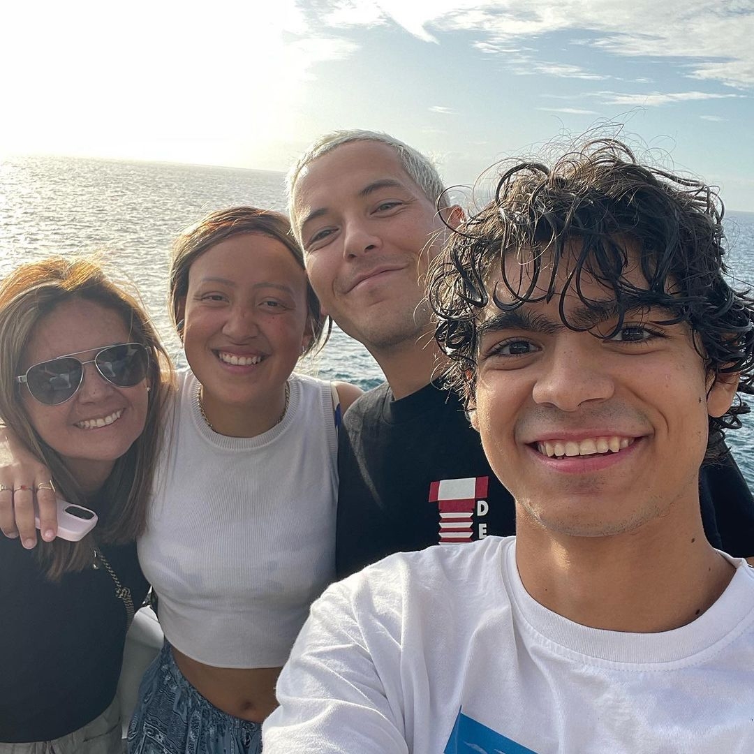 真人版「香吉士」和「魯夫」開心出遊。