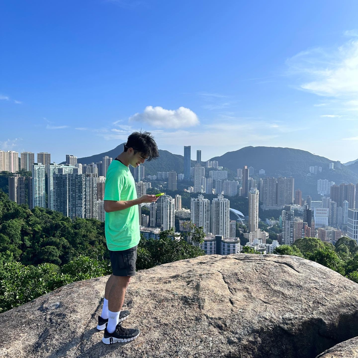 陳昊森回歸社群坦言不習慣。