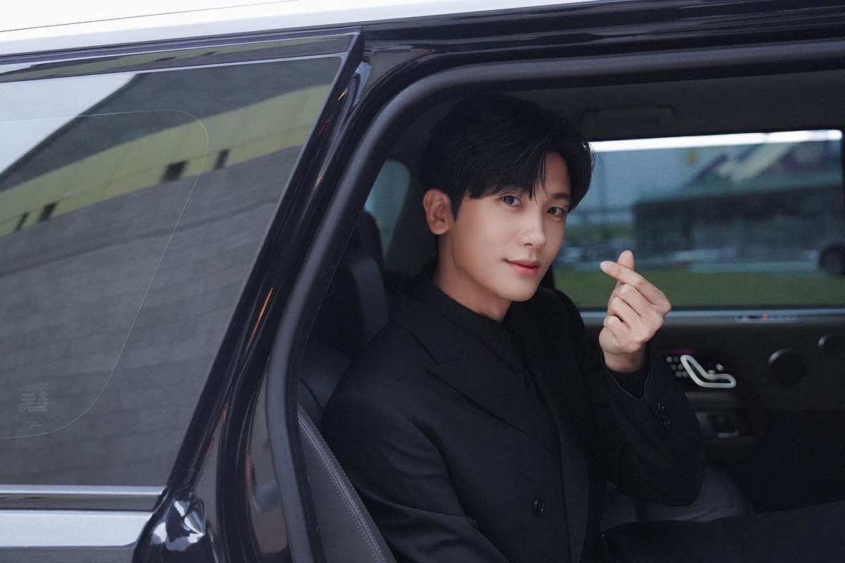 ↑ 朴炯植 1159萬 ⭐ZE:A帝國之子 出身