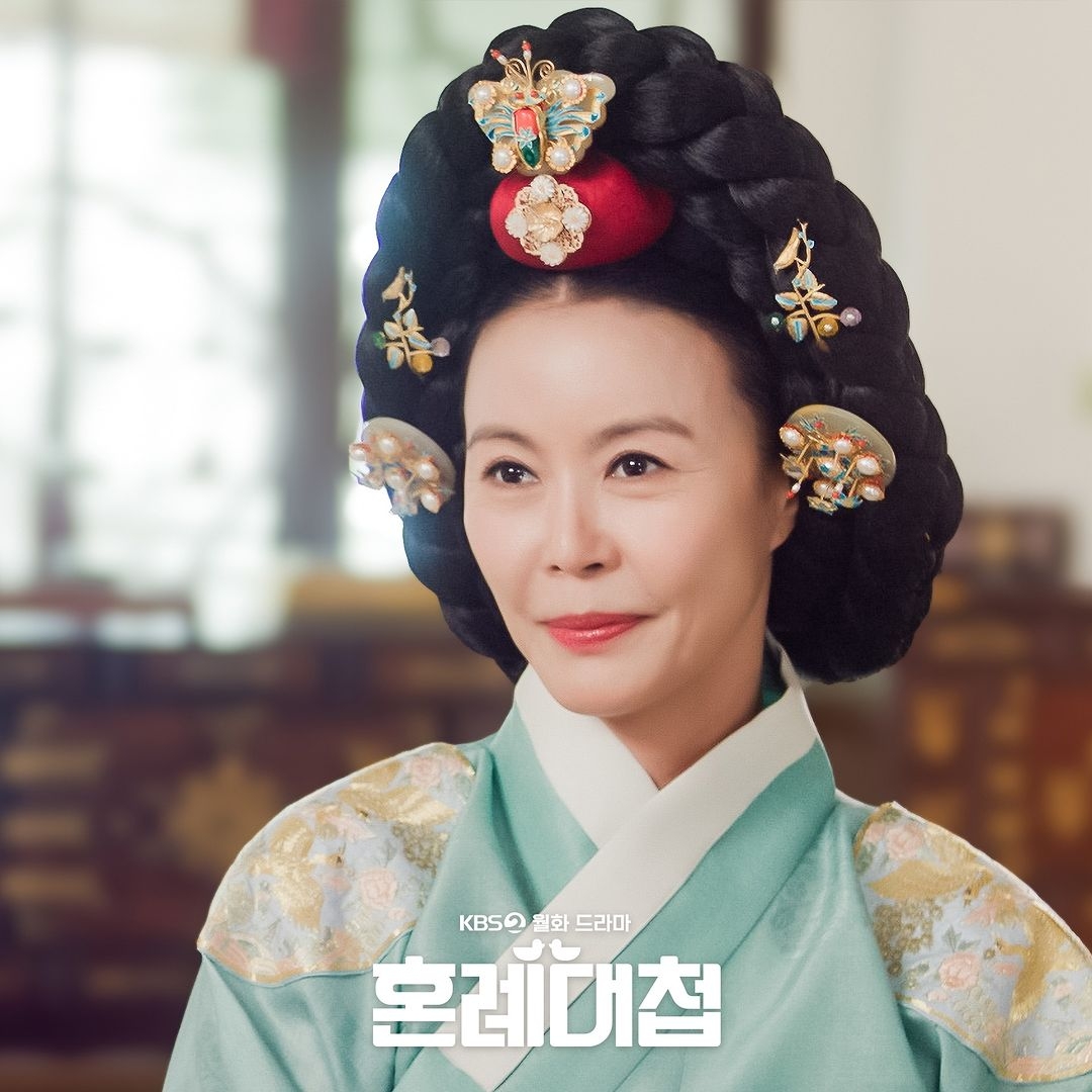 陳熙瓊在《婚禮大捷》飾演母儀天下、兒女雙全的中殿娘娘。