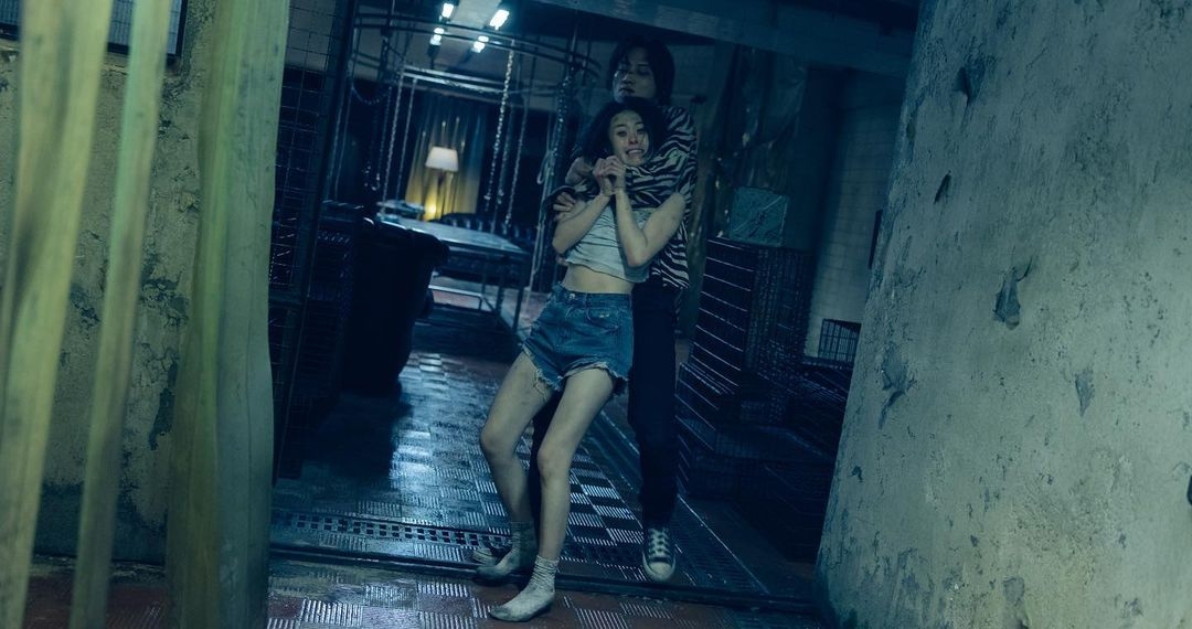 邱偲琹被范少勳拖走令人心驚。