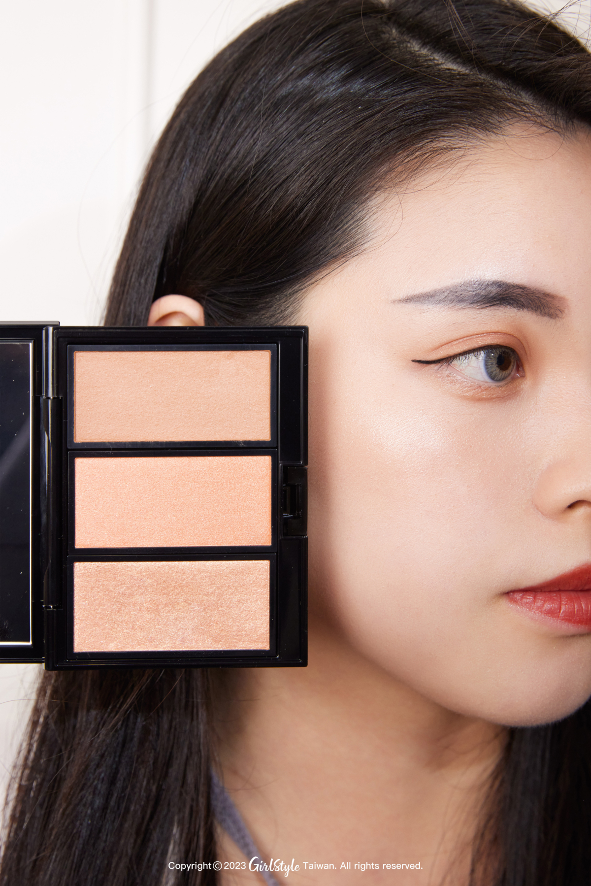 ADDICTION 癮色絲絨頰彩盤(近未來炫耀版)#102時空近未來,NT$1,870