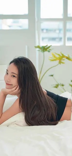 「品子」撞臉暗黑女神本庄玲。