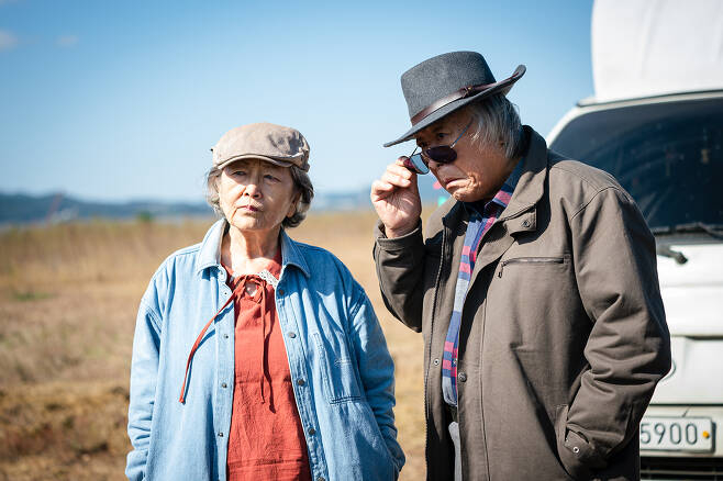 《芭蕾復仇曲》「老奶奶」金英玉、「老爺爺」朱鉉,都是南韓家喻戶曉的資深演員。