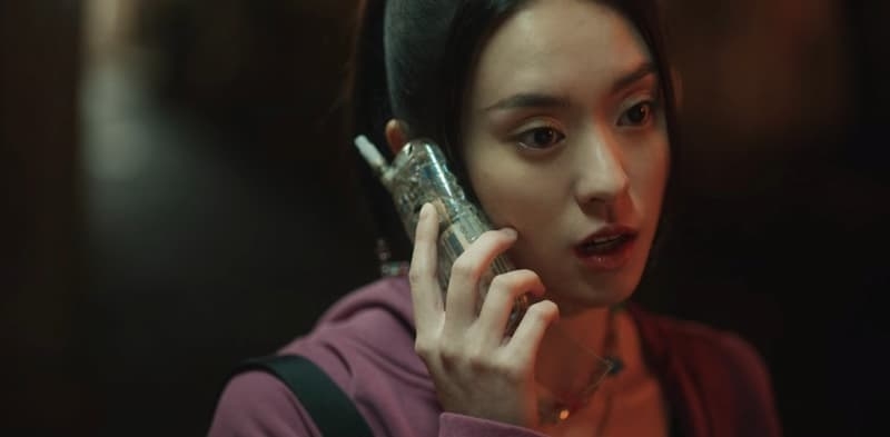 邱偲琹在《模仿犯》當中飾演資深刑警「勇哥」的女兒「彤妹」。