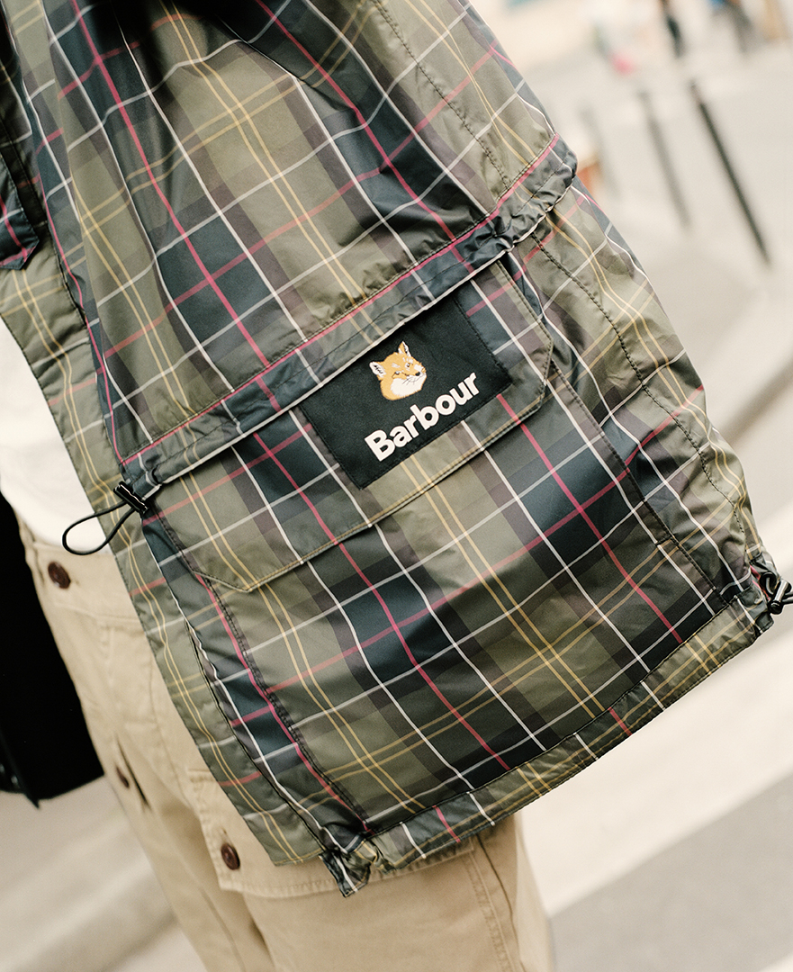 Barbour X Mk 軍裝雙面防水外套,NT$26,900