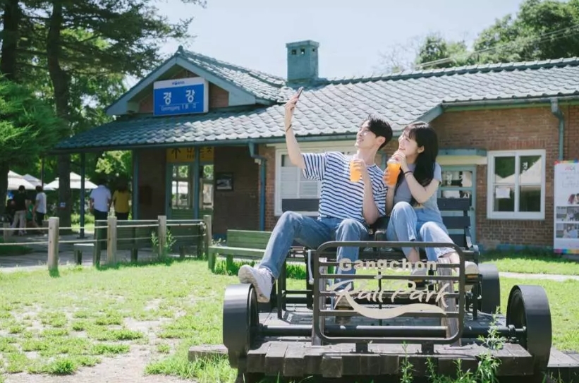 江村鐵路自行車可以跟南怡島串在一起玩