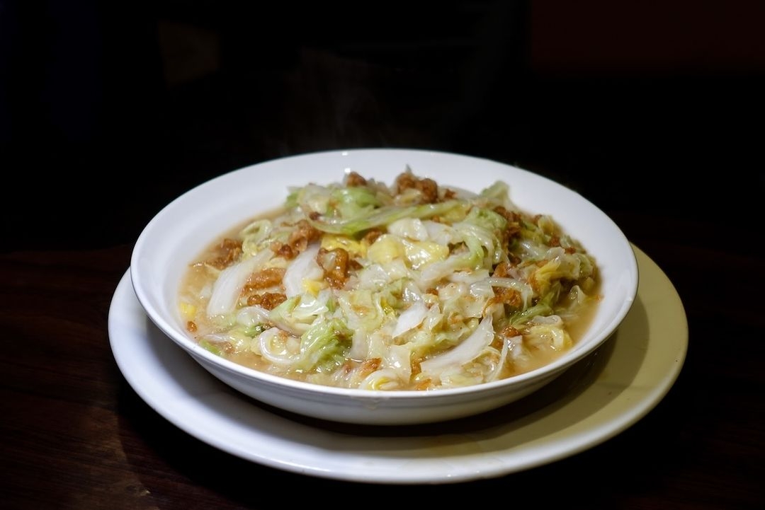 「蛋鬆白菜」清甜解膩，適合搭配白飯一起吃。